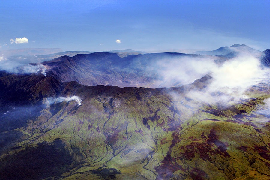 Pulses of heat in volcanoes offer eruption hints