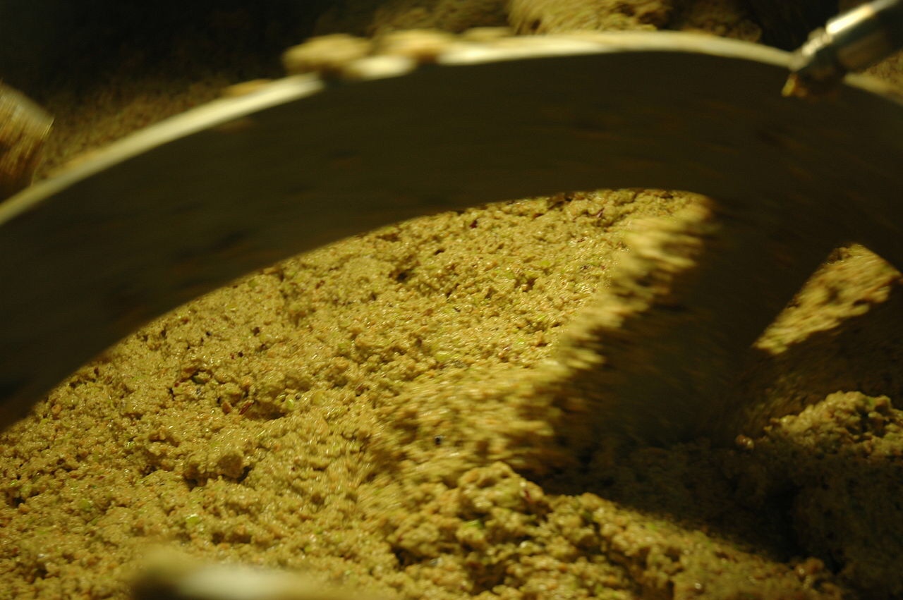 Here’s more evidence that olive oil is good for you, in moderation, of course