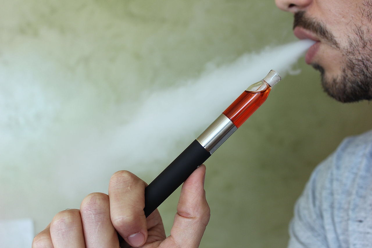 Study shows vapers can influence smokers to try quitting