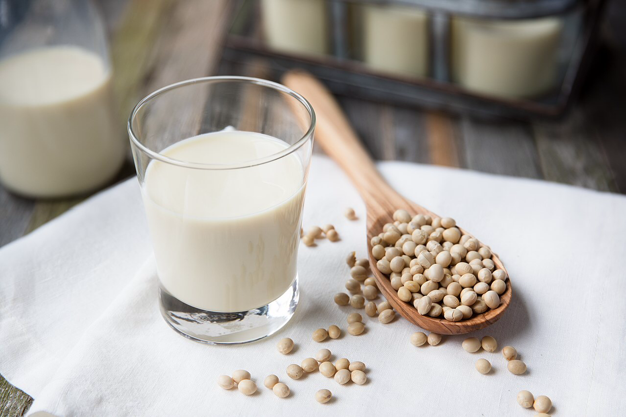 Eating soy protein may lower cholesterol levels, study