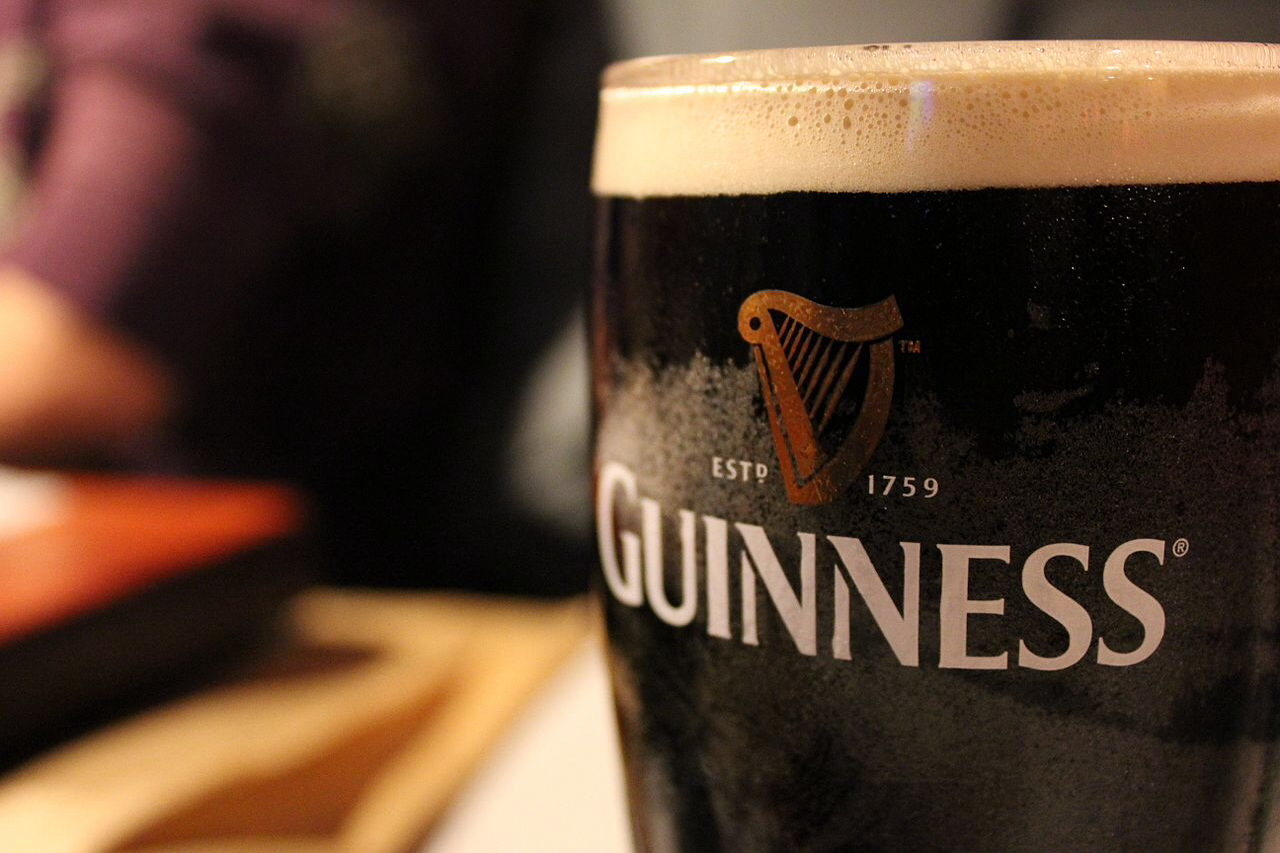 Science explains Guinness Stout’s physics defying flow of bubbles