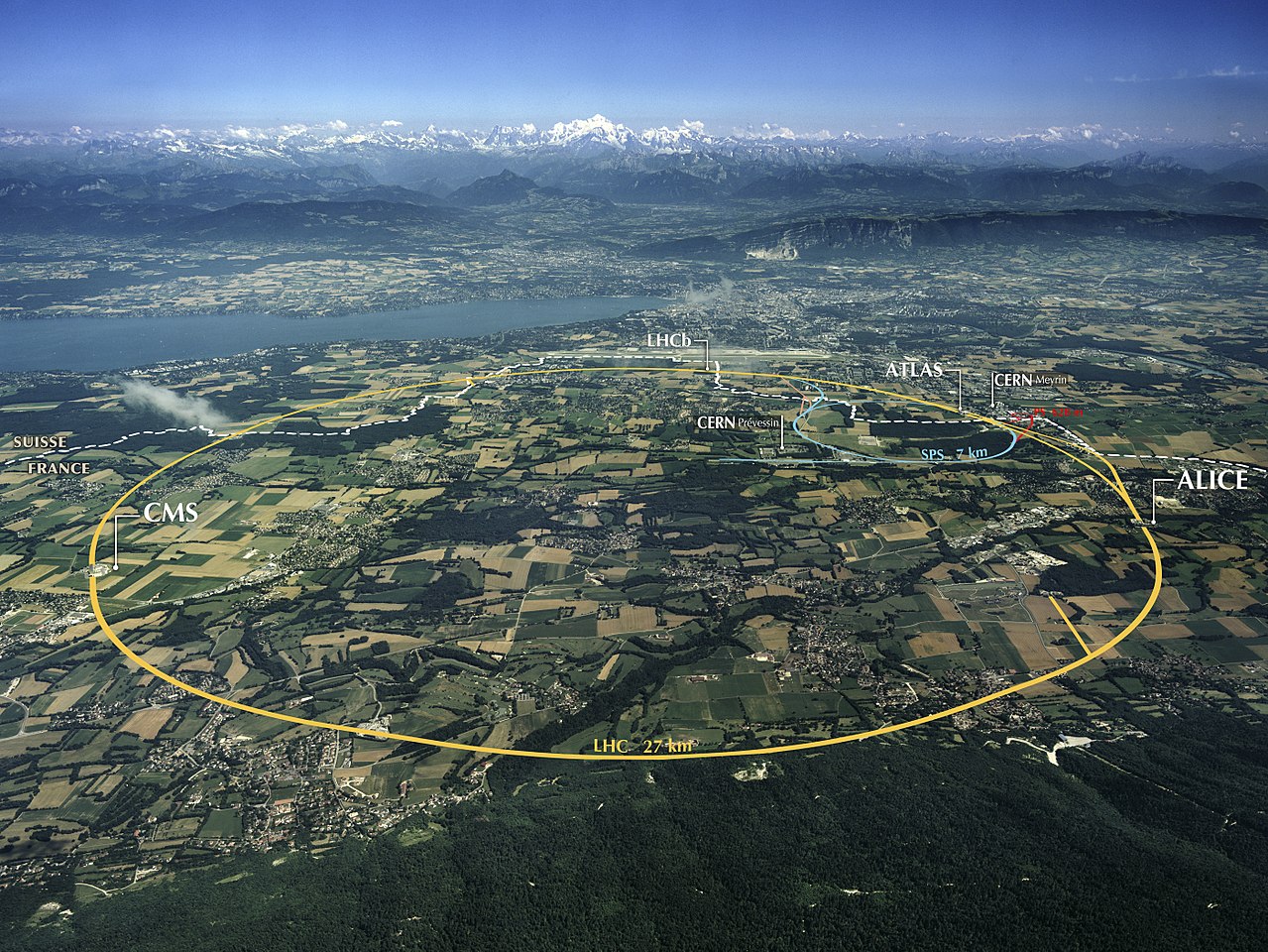 CERN reinforces its commitment to sustainability