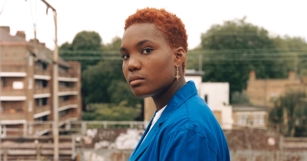 MONO: “Black Dog” by Arlo Parks.