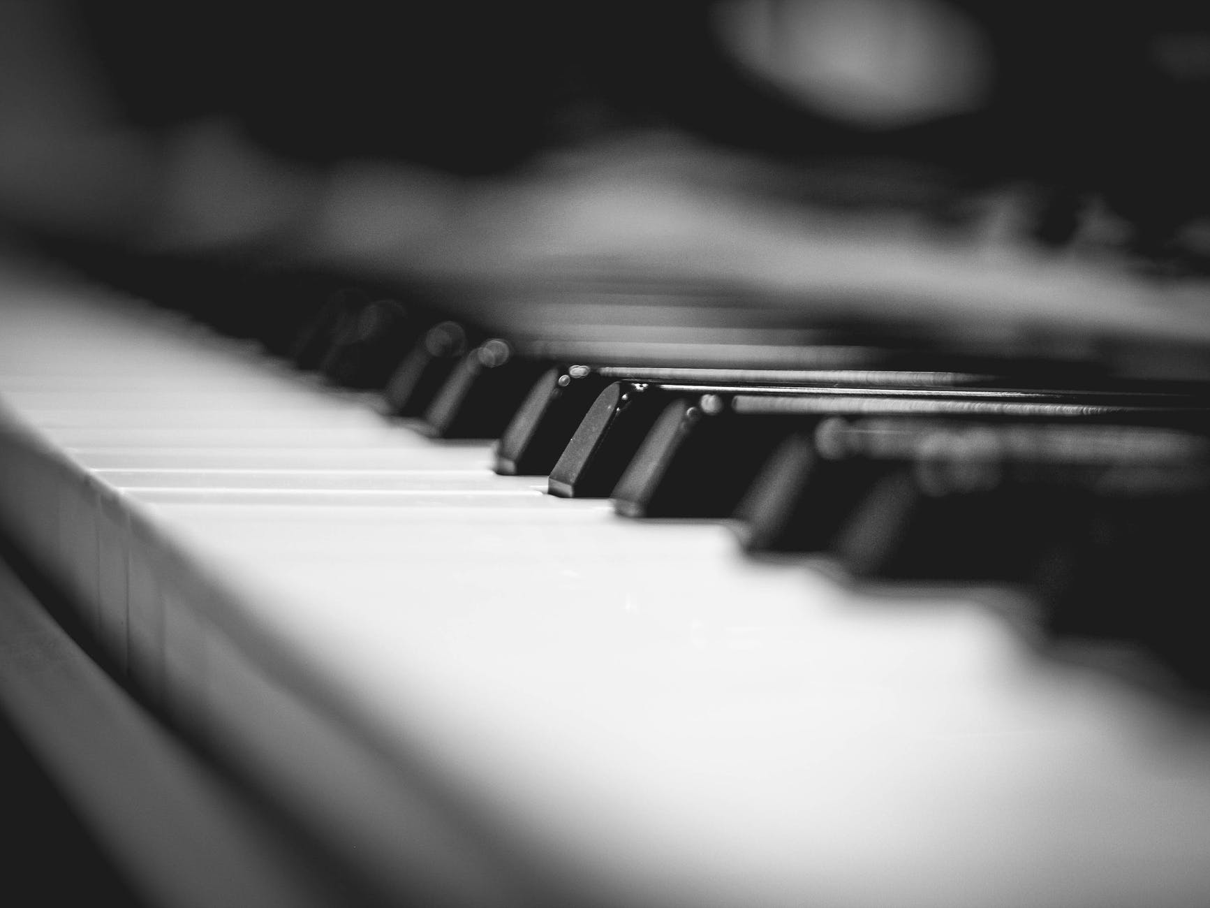 AI learns how to play piano by observing.