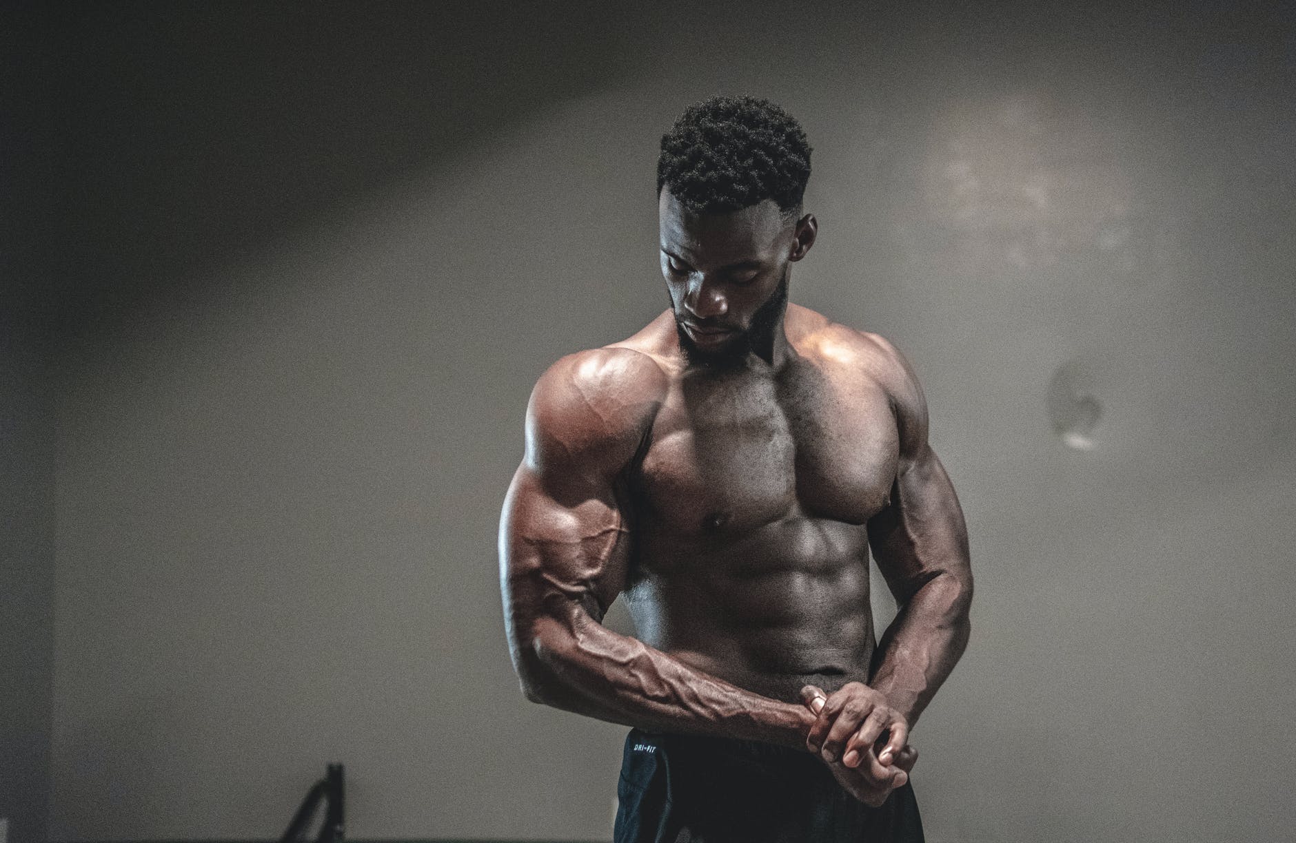 Anabolic steroids seems to make the brain age prematurely.
