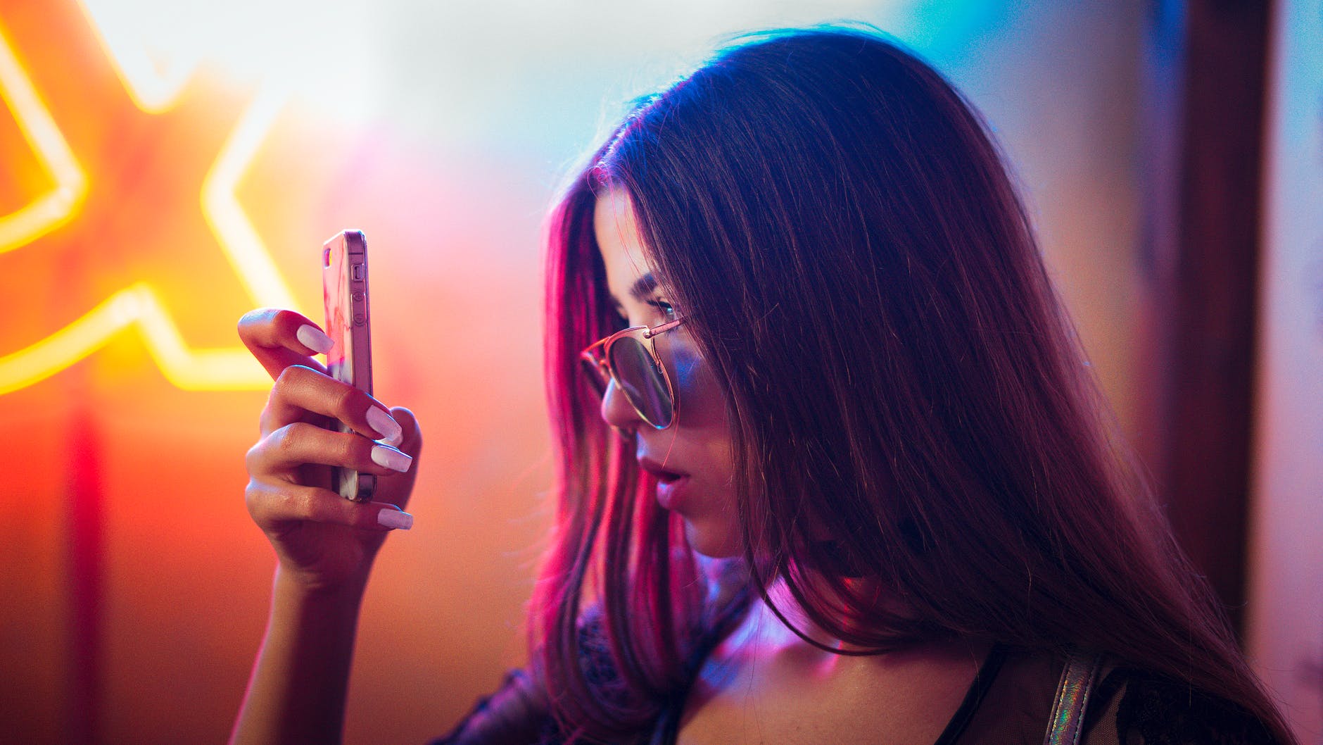 Mental health, phubbing, and your friends.
