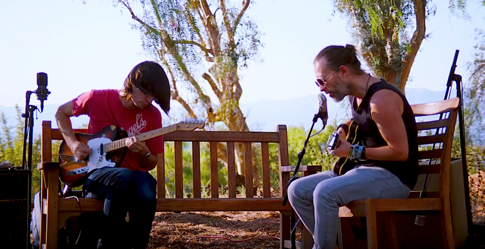 MONO: “The Numbers (Live)” by Jonny Greenwood, Thom Yorke, and a CR78.