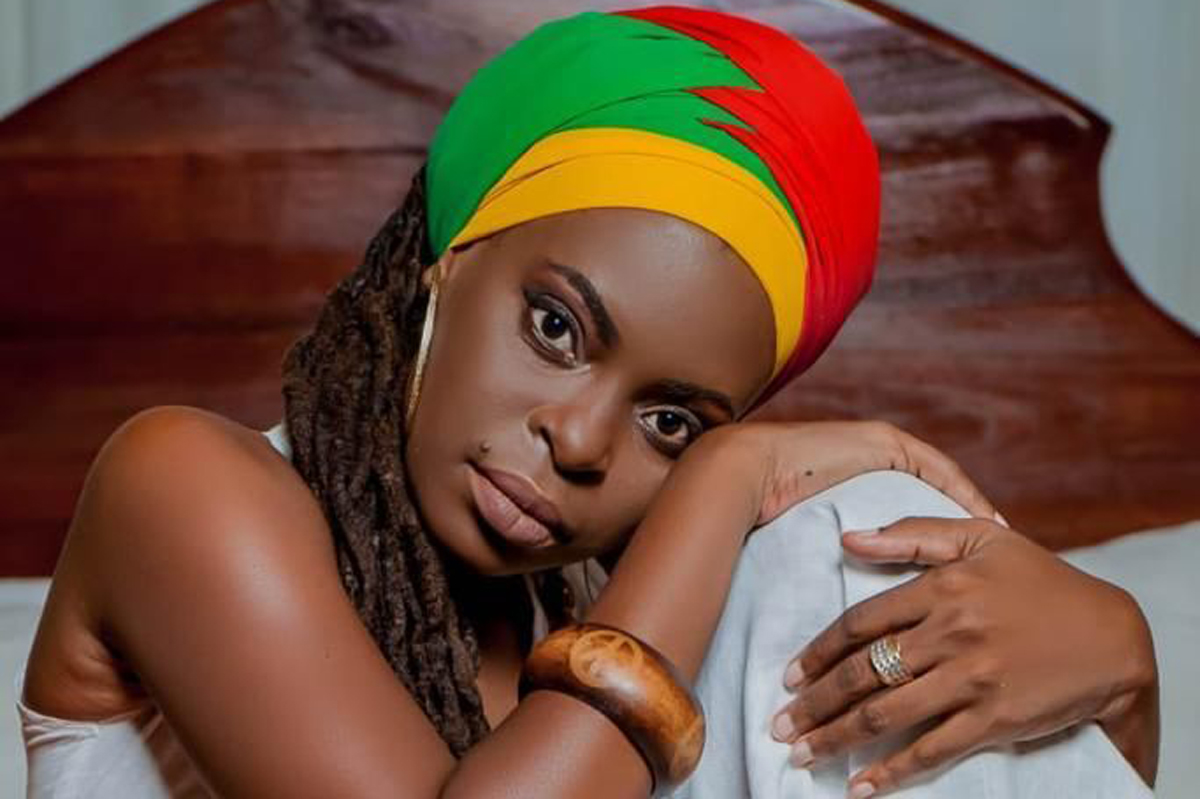 MONO: “Pedophile Warning” by Kuanna.