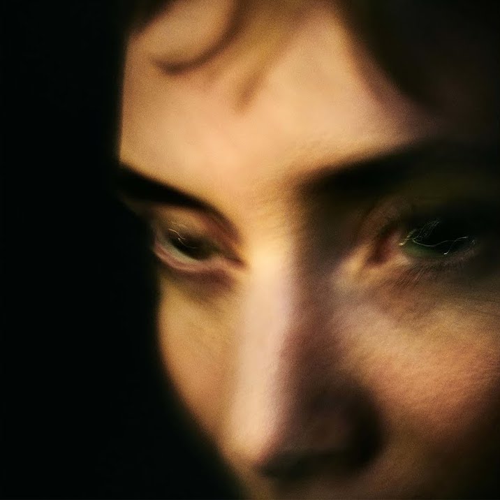 MONO: “No Hotel” by Lykke Li.