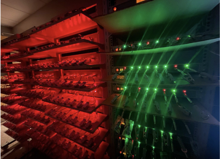 Research examines keys to developing better batteries.