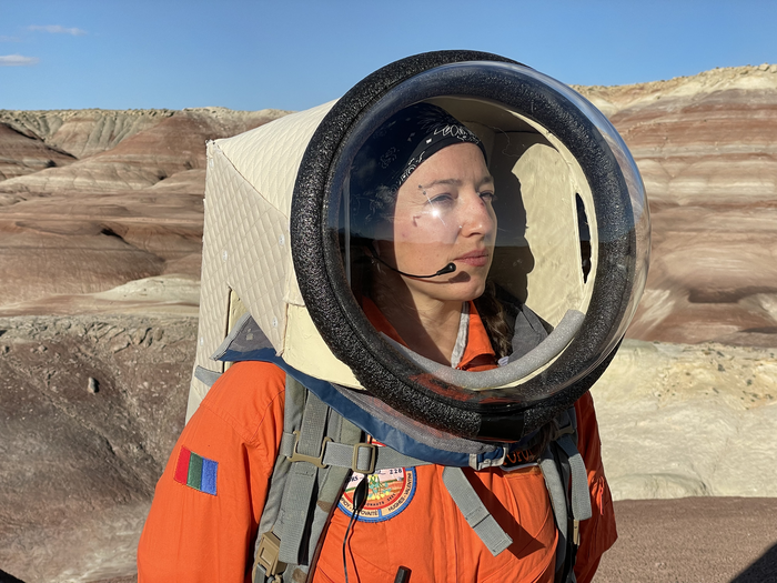 Women in space analogues demonstrate more sustainable leadership.