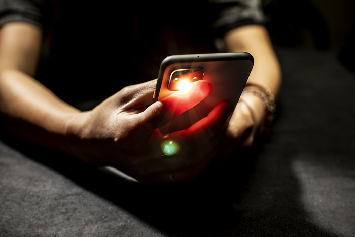 A smartphone’s camera and flash could help people measure blood oxygen levels at home