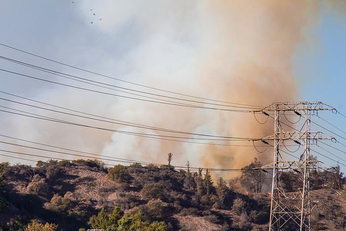 How microgrids can help communities adapt to wildfires