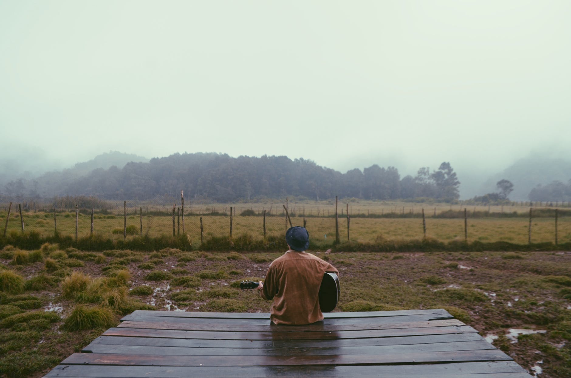 Under the weather: Scientists should spend more time in the rain