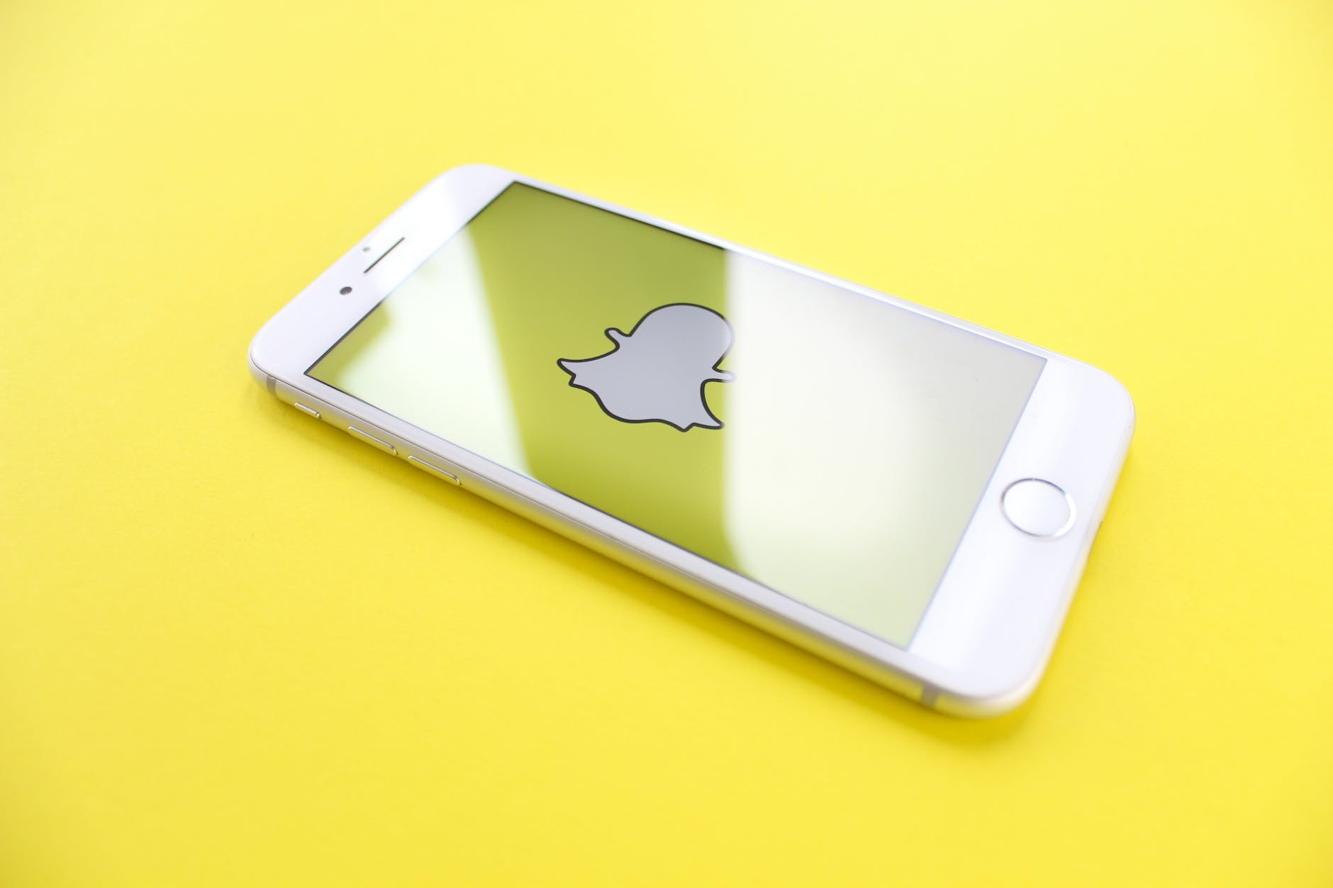 Social media posts can be used to track individuals’ income and economic inequalities