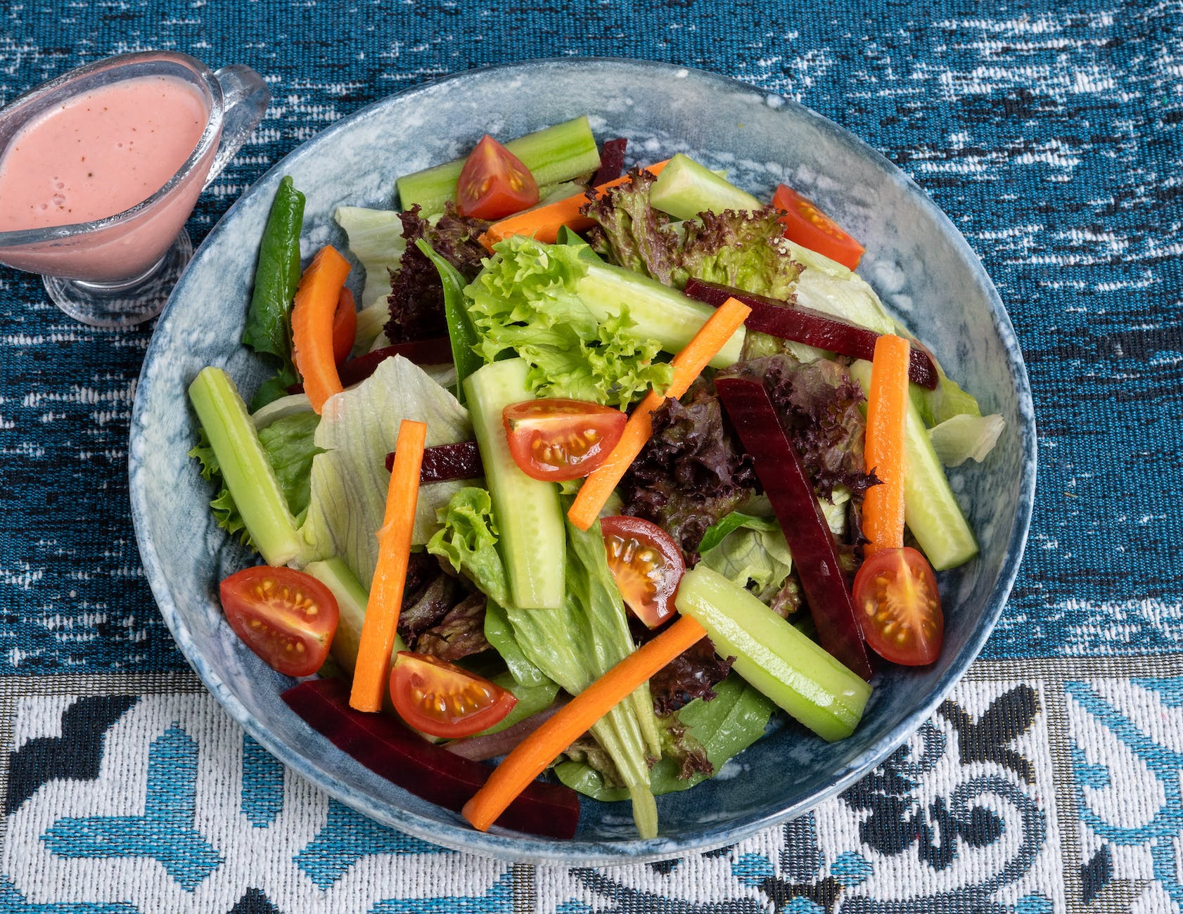 SCINQ BASICS: Maybe it’s time to give celery a closer look and more appreciation.