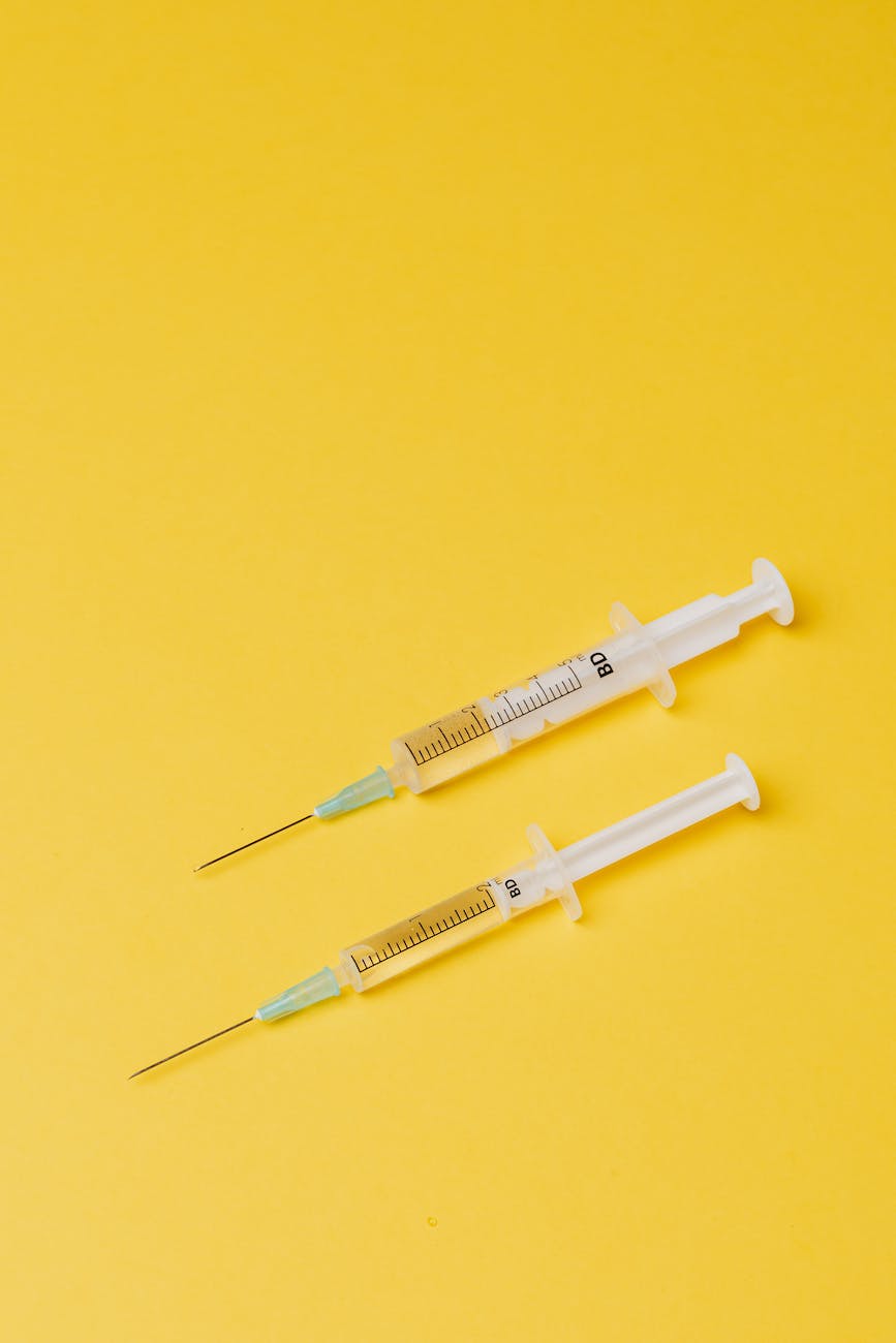 The fourth wave of the US overdose crisis: fentanyl and stimulants.