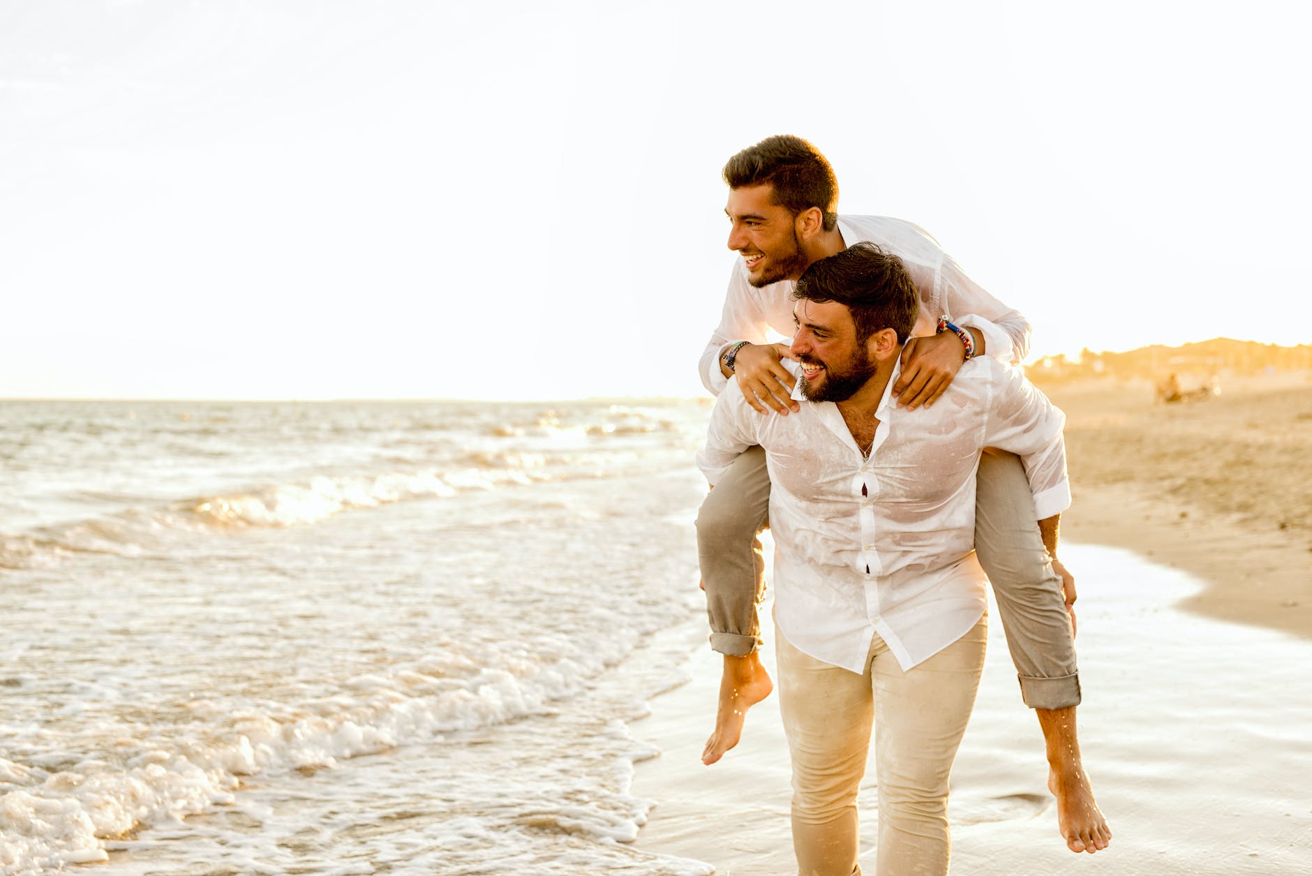 Losing weight as a couple? It’s just as good to go it alone.
