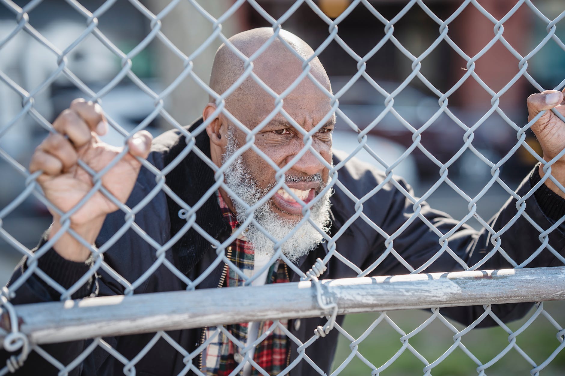 Language barriers could contribute to higher aggression in people with dementia.