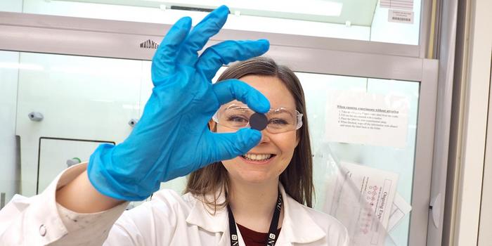 Affordable Waste Materials Efficiently Generate Pure Oxygen: A Sustainable Solution