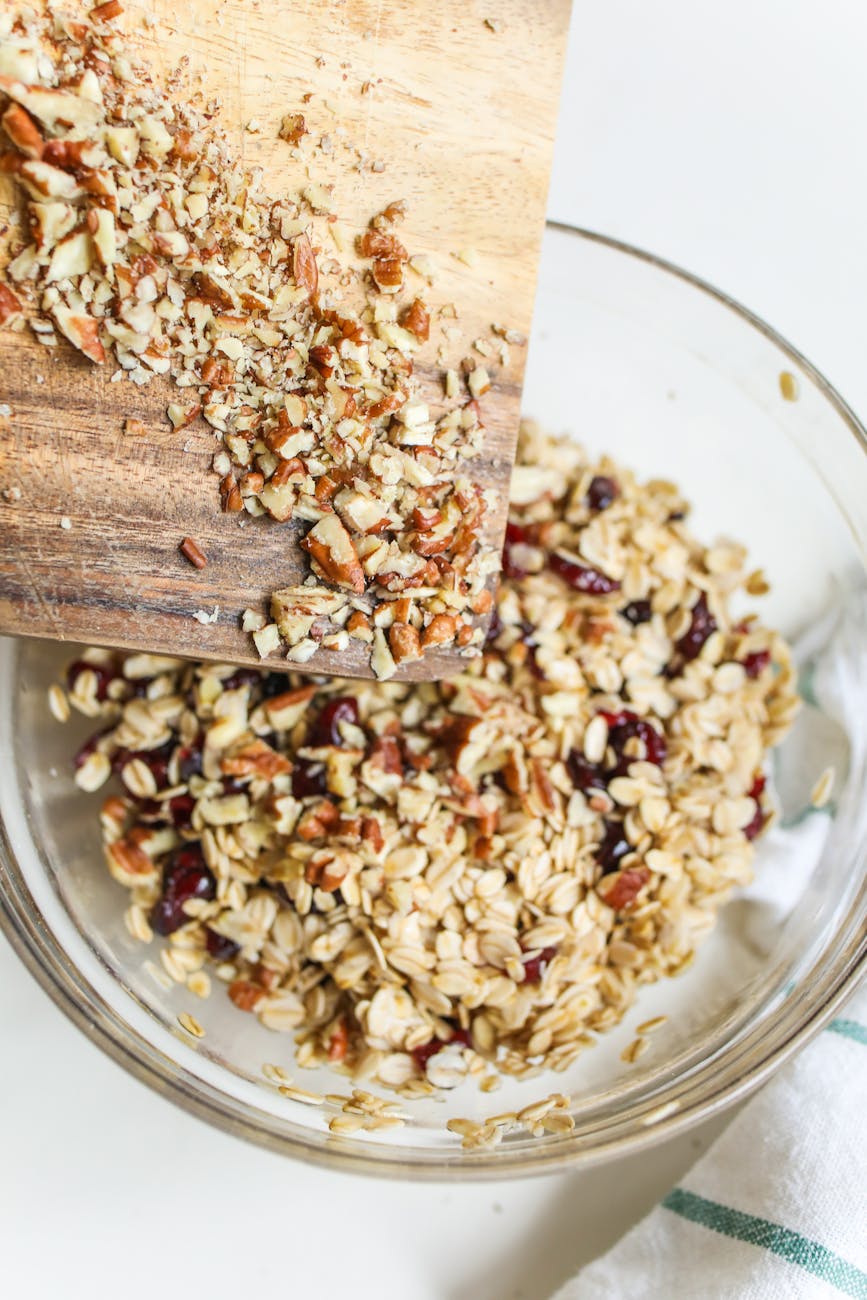 Balanced Grains: New Research Reframes Whole and Refined Options as Health Allies