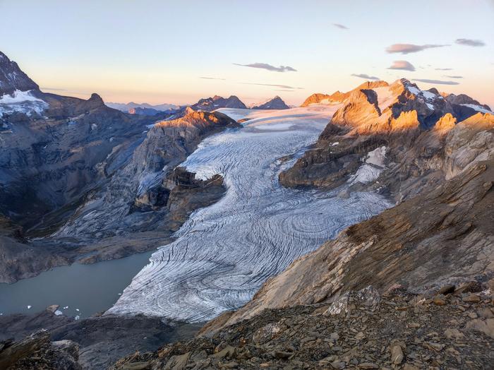 Swiss glaciers continue to melt