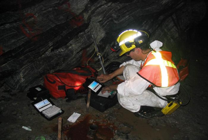 White hydrogen discovered in billion-year-old Canadian Shield rock points to potential new energy source